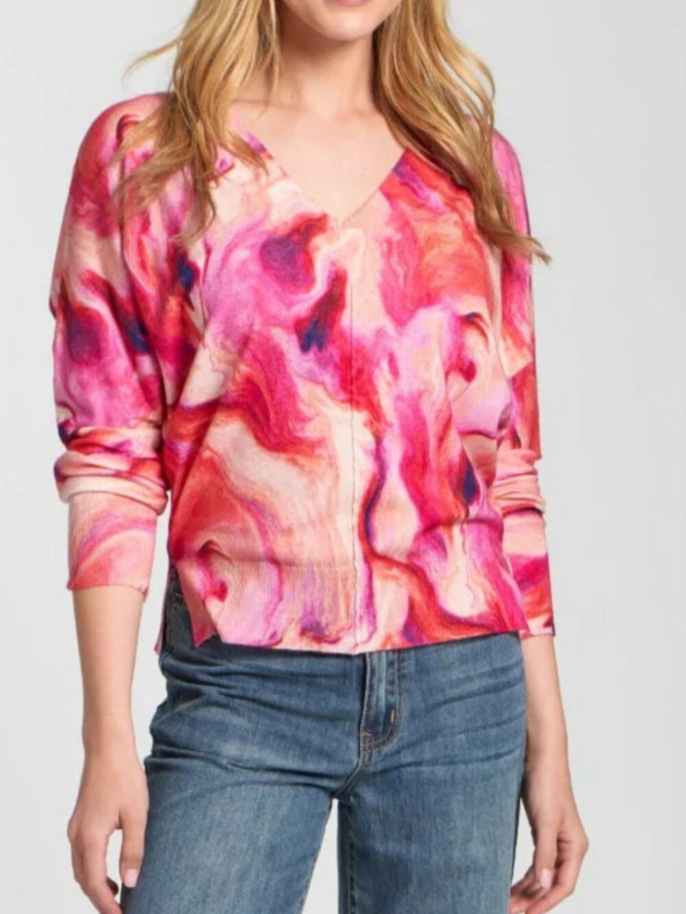NWT APNY Berry Marble Printed V-Neck Pullover